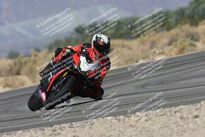 media/Oct-13-2025-Moto Forza (Mon) [[a66d839500]]/3-B Group/Session 3 (Turn 16)/